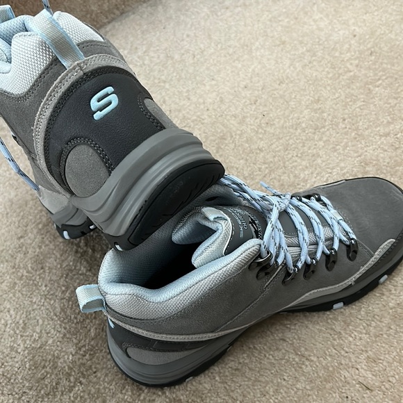 Skechers Shoes - Picture 8 of 10